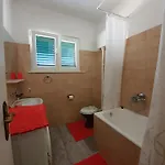 Plavica شقة Zečevo