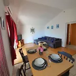 Plavica شقة Zečevo