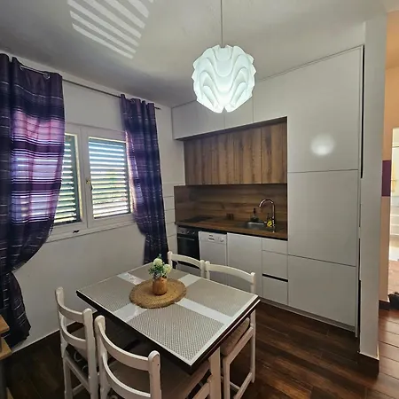 Plavica Apartman *