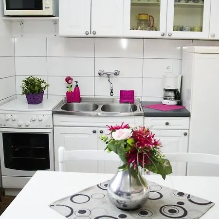 Apartament Plavica Zečevo